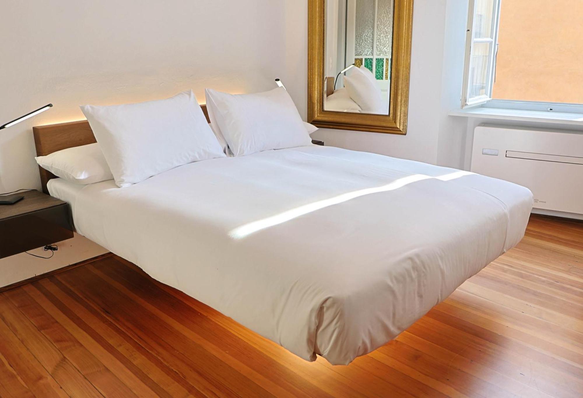 Caffe Dell'Arte Boutique Rooms Локарно Экстерьер фото