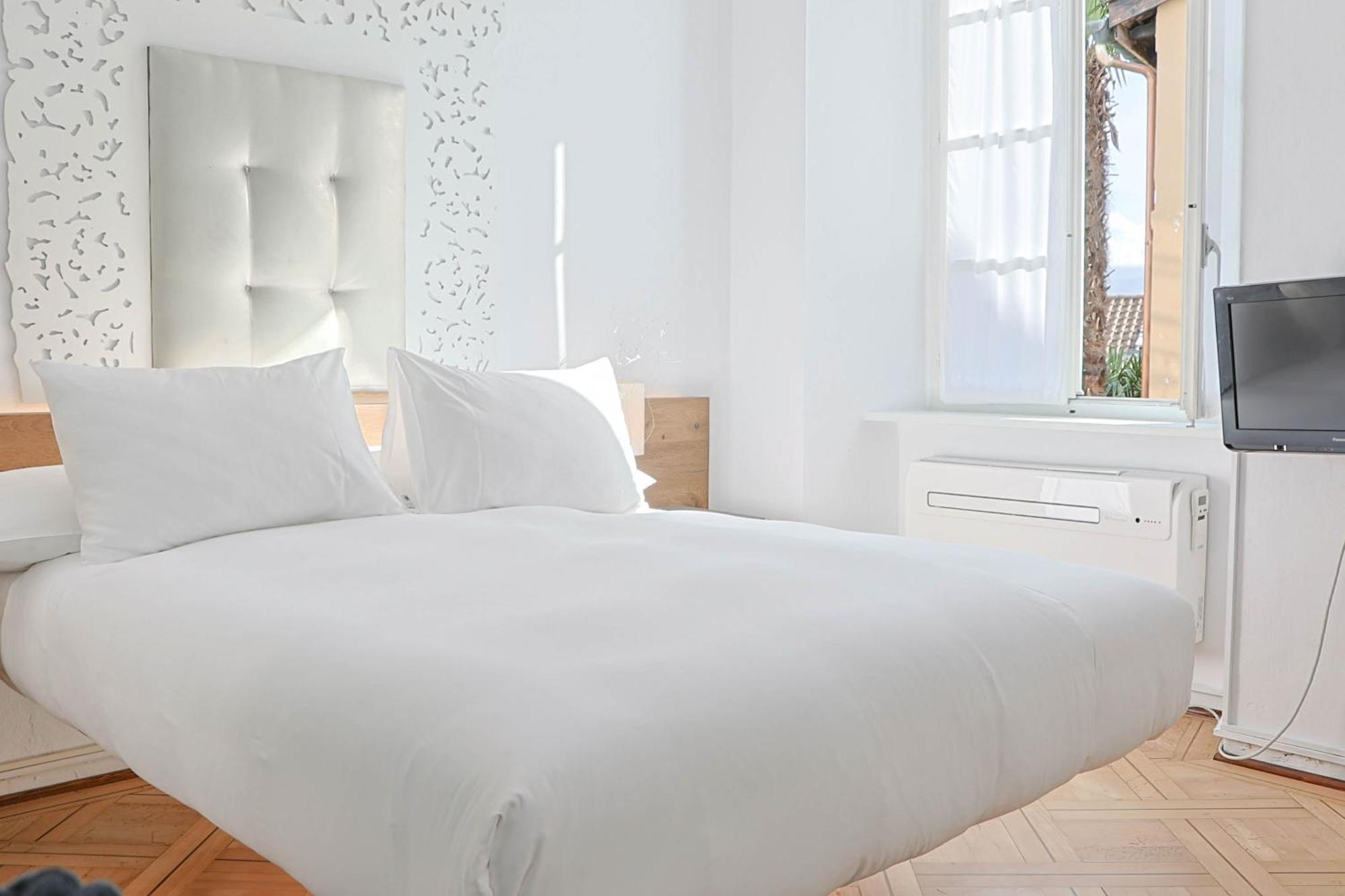 Caffe Dell'Arte Boutique Rooms Локарно Экстерьер фото