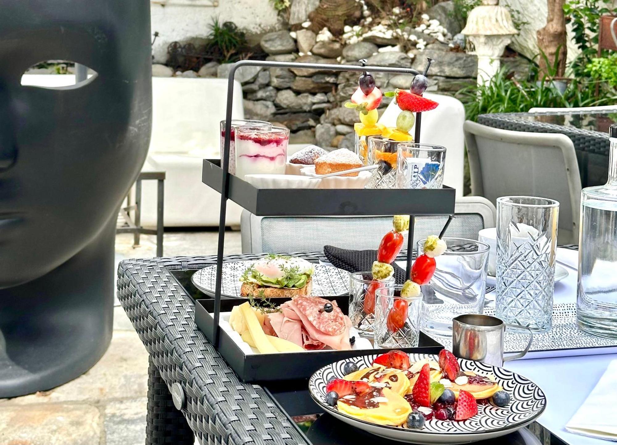 Caffe Dell'Arte Boutique Rooms Локарно Экстерьер фото