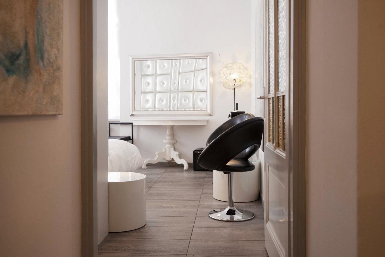 Caffe Dell'Arte Boutique Rooms Локарно Экстерьер фото
