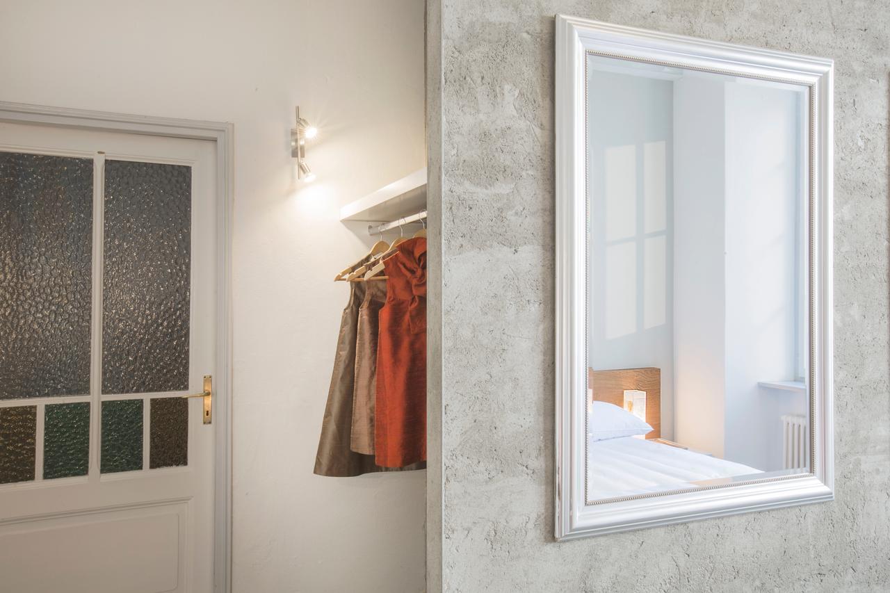 Caffe Dell'Arte Boutique Rooms Локарно Экстерьер фото